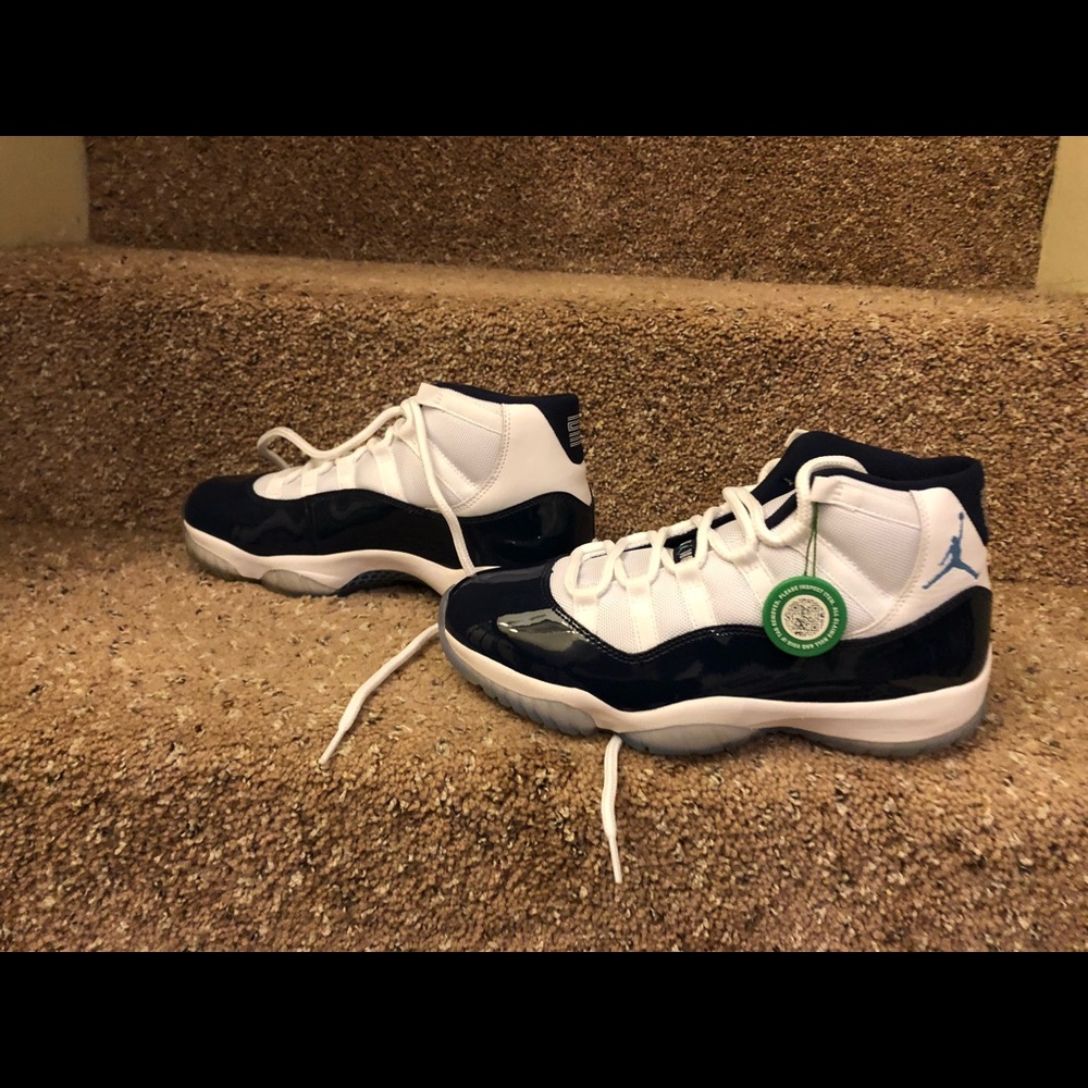 Jordan 11 unc win like 82